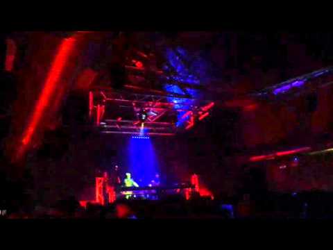 Eric Sneo @ CODE 110-FABRIK