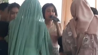 Download lagu Ade Astrid Oray Welang Peuyeum Bandung || Cibesi Ciater Subang mp3