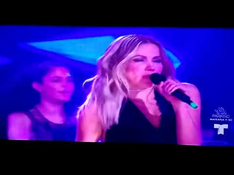 Fanny lu y Noriel cantando en Don Francisco te invita