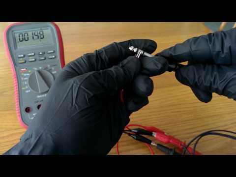 Hosa  3.5mm (F) - TRS  [1/8" to 1/4"] Adapter - Noisy Connection