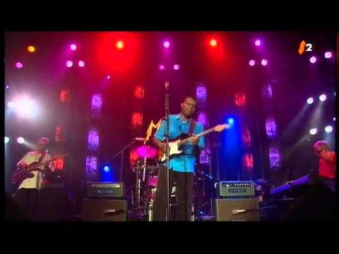 Robert Cray 2005 07 04 Montreux Jazz Proshot