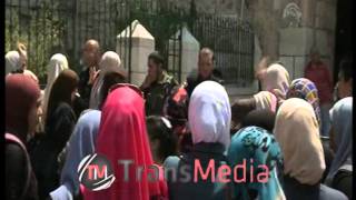 القدس-منع المصلين من دخول المسجد الاقصى والاعتداء عليهم واعتقال البعض٣١-٨