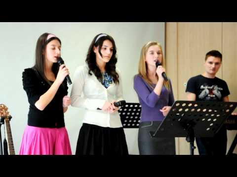 Viata mea e-n mana TA - Roxana,Maria si Sonia