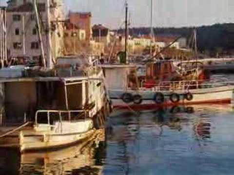 Klapa Fjaka - U Poju se Mala