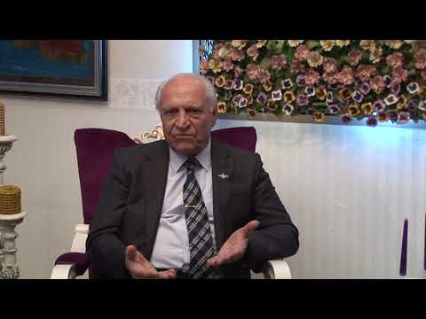 Doctor Aligholi Mahmoudi Bakhtiari,   گفتگویی با دکتر علیقلی محمودی بختیاری