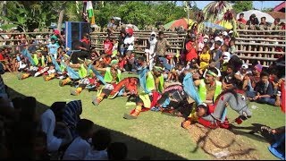 Download lagu Prajuritan Jam 14 19 Bata Rubuh Bendrong Kulon dan Eling Eling Ebeg Mega Buana 12 di Jalan Sirsidah mp3