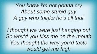 Avril Lavigne - Hanging Out Lyrics_1