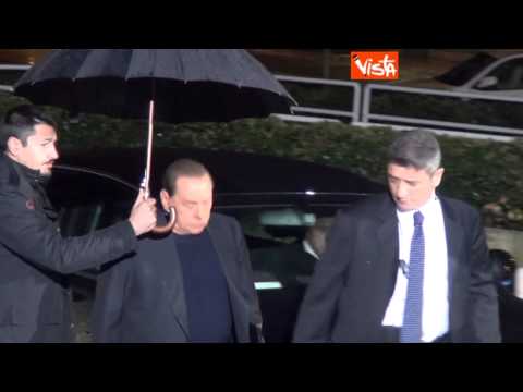 23 11 13 BERLUSCONI ARRIVA ALLA CONVENTION DEI GIOVANI DI FI AGENZIA VISTA