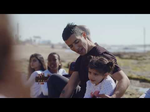 "Son and Father and Mother" IDF Orphans sing with Harel Skaat and Elai Botner