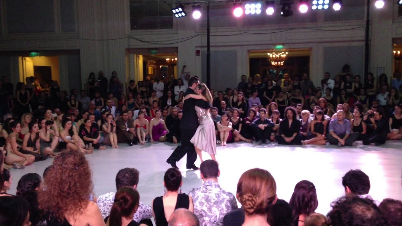 Video thumbnail for Javier Rodriguez y Noelia Barsi, Carlos Di Sarli - Una Fija