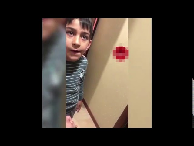 Очень строгий младший брат