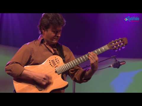 André Ceccarelli, Sylvain Luc et Richard Bona au Saveurs Jazz Festival 2011 à Segré - Part 2