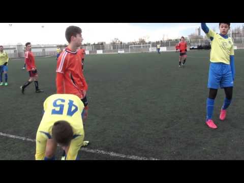 Primera parte Sp. Mislata Unión de Fútbol "B"  0 - 3  C.F.U.D. Benicalap "B"