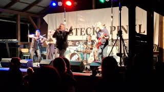 Video Jiřina Lysáková ft. SEKEC - Báječná ženská (LIVE cover, Břesteck