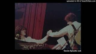 Seru Giran y Spinetta  Jade- 09  Perro andaluz