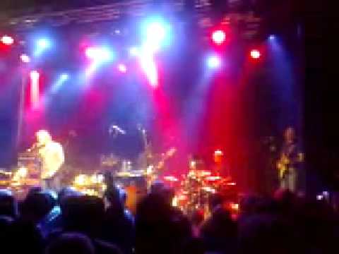 Alex Riel at DRUM DAY 2009 - playing Cream!