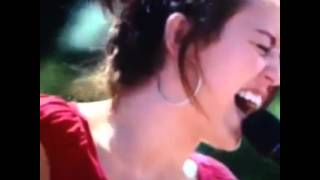 Download lagu Best Vine Vids - Best Version of The Climb EVER mp3