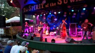 Railroad Earth- Been Down This Road (Magnolia Fest 2011)