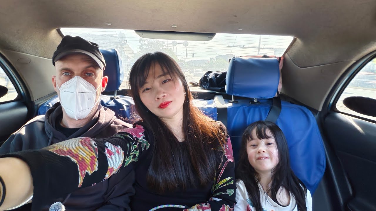 CHINA EN DIRECTO: MUÑECO Y BICHOTE POCHETES | Jabiertzo