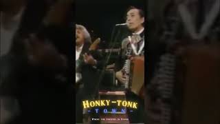 🪗 🎶 Freddy Fender and Flaco Jiménez 🎙️ .RIP Flaco!