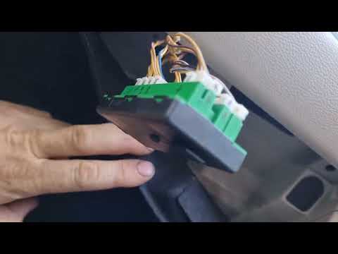 chrysler Pacifica Can bus splitter