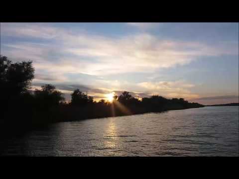 Delta Dunarii -  plimbare cu barca pe delta la Mila 23