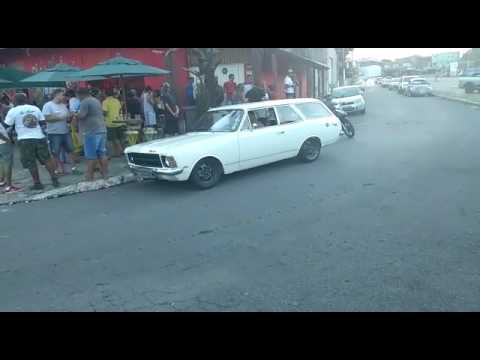 Caravan 6 cilindros fritando