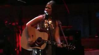 Bài hát One's On The Way (OST Desperate Housewives) - Nghệ sĩ trình bày Sara Evans