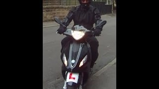 preview picture of video 'Piaggio Fly 125ie 3v - Review of 2013 model'