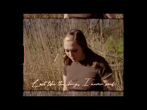 Soccer Mommy - Lost (Official Lyric Video)