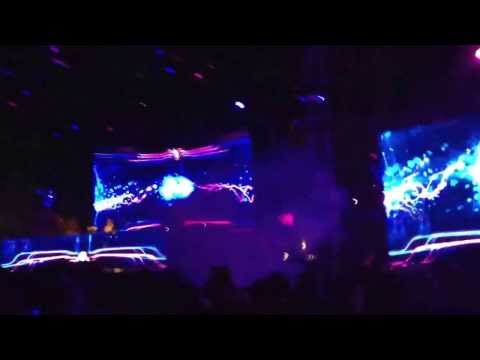Carl Cox EDC Las Vegas Saturday 6.22.2013.  Tim Delux- Just won't do remix