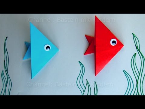 Fische basteln mit Kindern: Deko oder Geschenk basteln mit Papier. Leichten Origami Fisch falten.