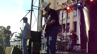 &quot;Hit The Ground Running&quot; Rockin The Red