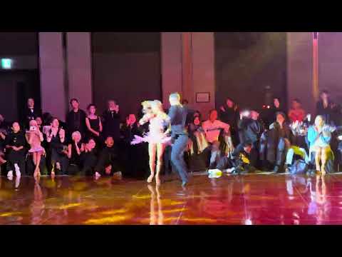 Klemen Prasnikar & Alexandra Averkieva Samba Showdance