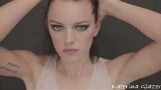 Erika Linder - I drive alone