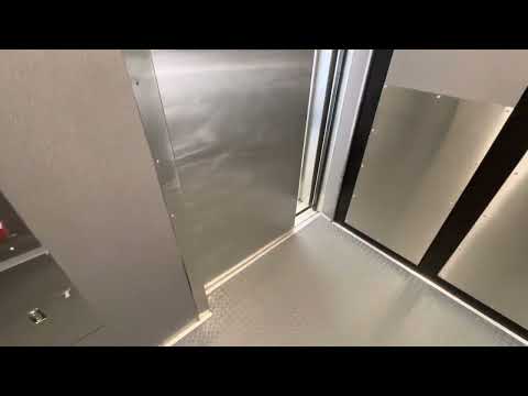 Executive Hydraulic Elevator - Anaheim Carriage Inn - Anaheim CA
