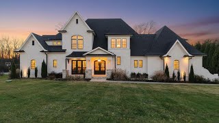 TOUR A $2.7M TRANSITIONAL STYLE LUXURY HOME ON 1.15 ACRES IN TENNESSEE