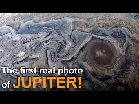 The First Real images of Jupiter have been captured! What did we discover ？