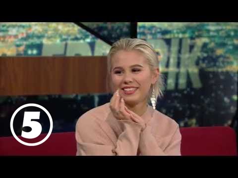 Breaking News med Filip & Fredrik | De värsta löpsedlarna med Lisa Ajax