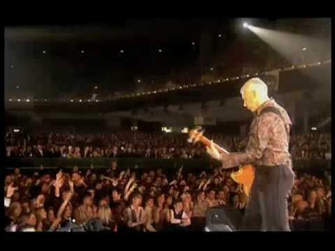 U2 - "Get On Your Boots" - Brit Awards 2009 - U2MIRACLE.COM