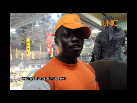 UNICtv - Ahmad Nyanyi "Iman Mutiara"!