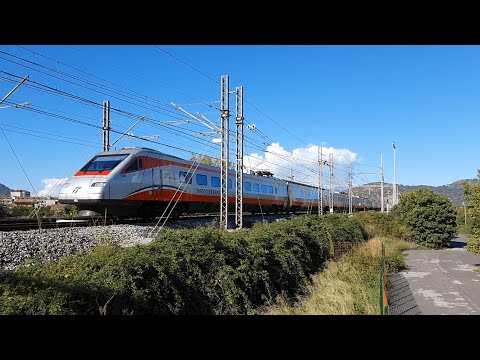 FRECCIARGENTO 8345 CON STROMBAZZATA IN TRANSITO VERSO REGGIO CALABRIA CENTRALE