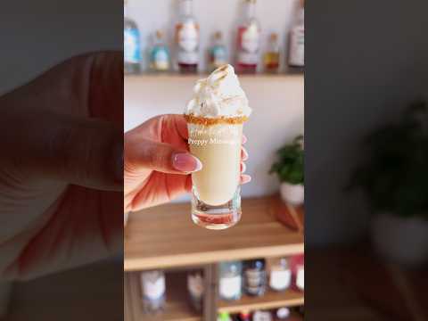 Apple Pie Shots Recipe #shots #cocktails #drink #recipe