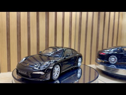Porsche 911 Carrera S - Welly 1:18