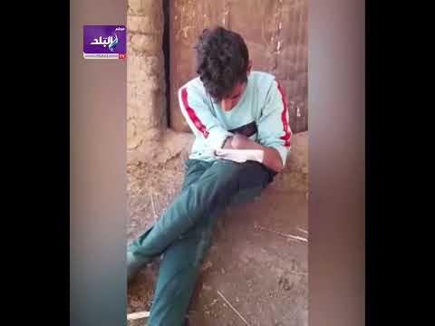 عادل إمام..جسد بلا أذرع يتحدى الإعاقة بالحصولعلى شهادة محو الأمية..ويحلم بمقابلة الرئيس السيسى