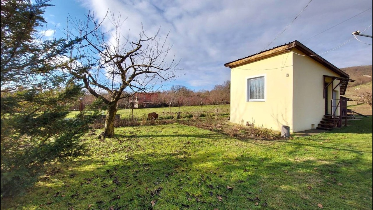 Eladó mezőgazdasági ingatlan, Vác 6283 m² 29.9 M Ft