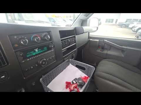 2023 GMC Savana Cargo Van 