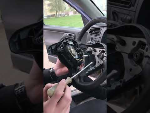 Как снять руль airbags golf 4