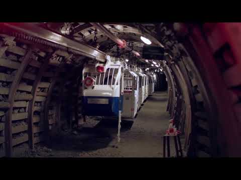 Podziemny spacer w Kopalni Guido.