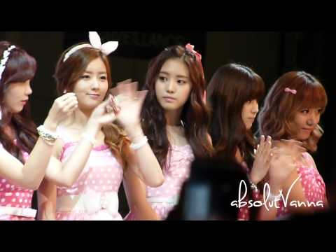 [HD/Fancam] 131025 APINK Cute Moments